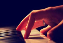 江南体育官网：[CBA]张宁持球单打 撤步两分出手稳稳命中.