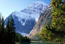 江南体育官网：[CBA]张宁持球单打 撤步两分出手稳稳命中.